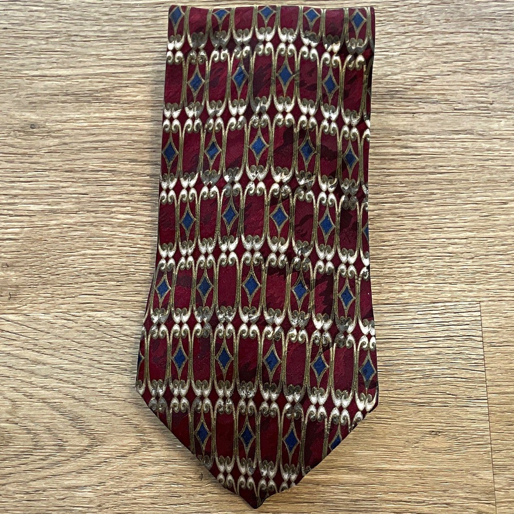 Roundtree & Yorke Men's 100% Silk Handmade Woven Tie Burgundy Geometric